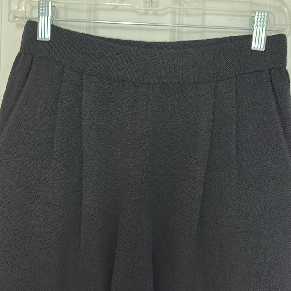 St. John Luxury Brand Black High-Waisted Timeless Knit Pants. EUC - Picture 4 of 10